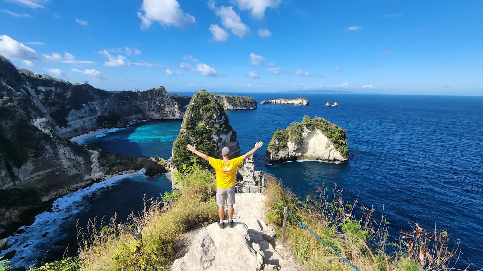 How to Be a Responsible Traveler in Indonesia: 10 Ways to Travel Sustainably